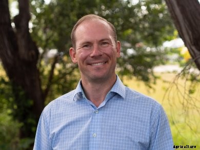 Michael Ott headshot